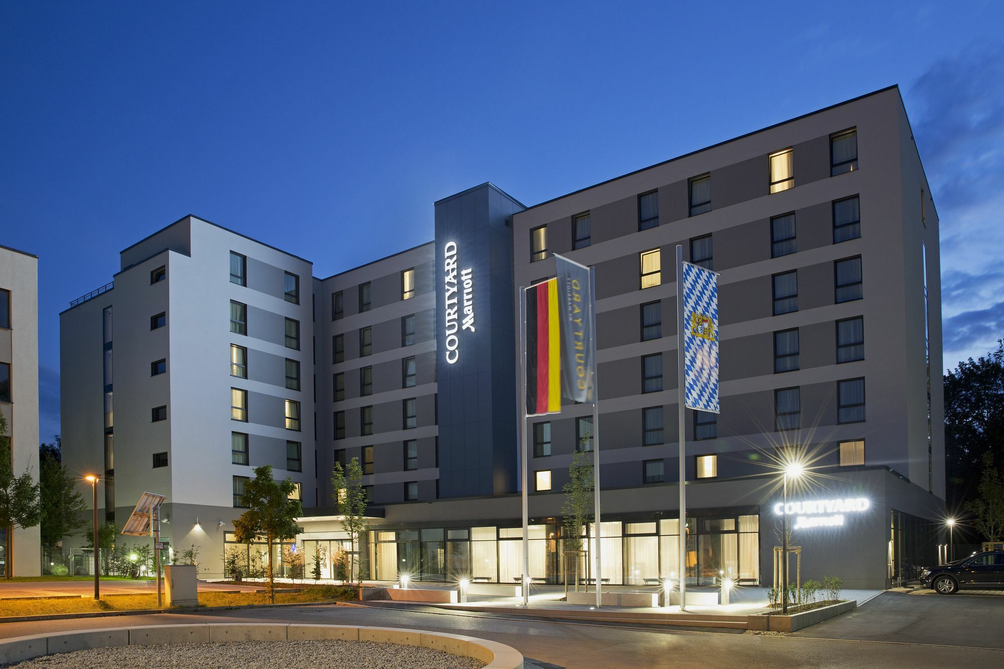 Hotel Courtyard By Marriott Oberpfaffenhofen Munich South Gilching Exterior foto